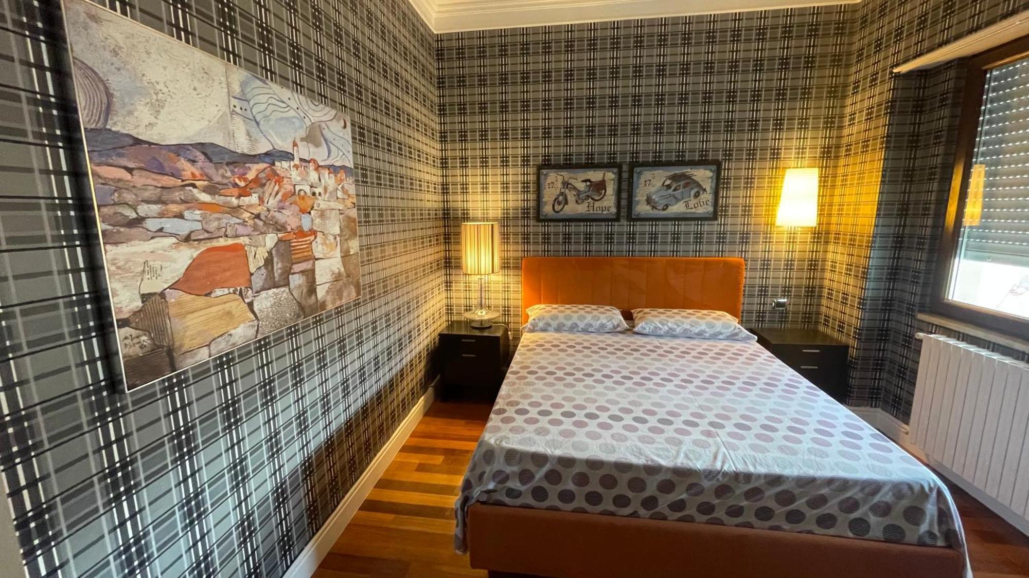 Leonardo Rooms Авеллино Экстерьер фото